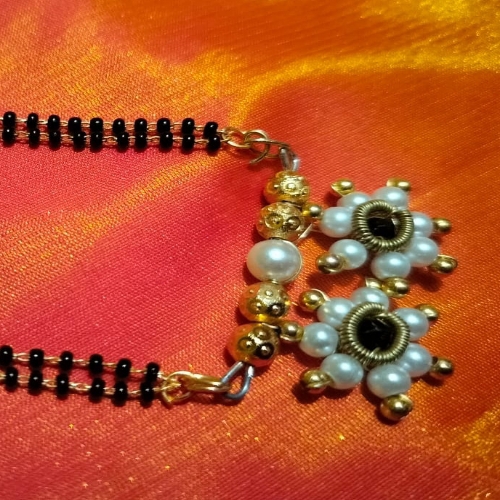 Maharashtrian Mangalsutr