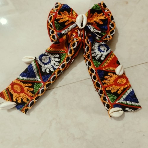 Gamthi Hair Bow