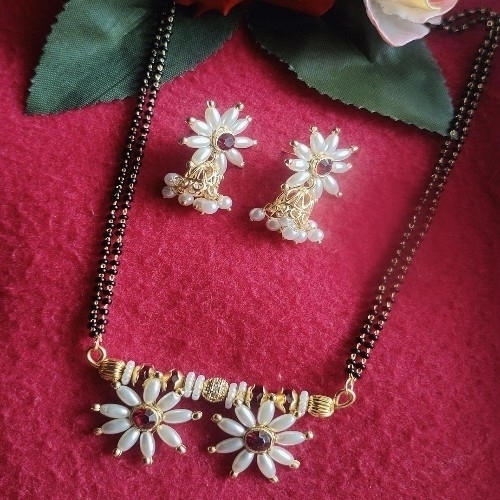 Parijat Mangalsutra With Zumka Earings Set L. 36inch