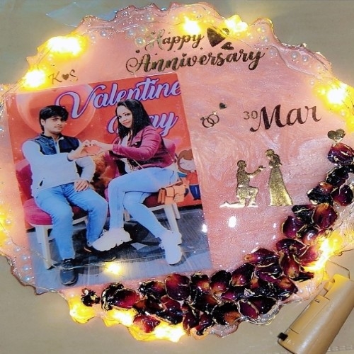 Customized photo frame