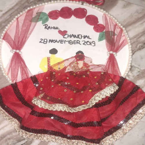 embroidery couple frame