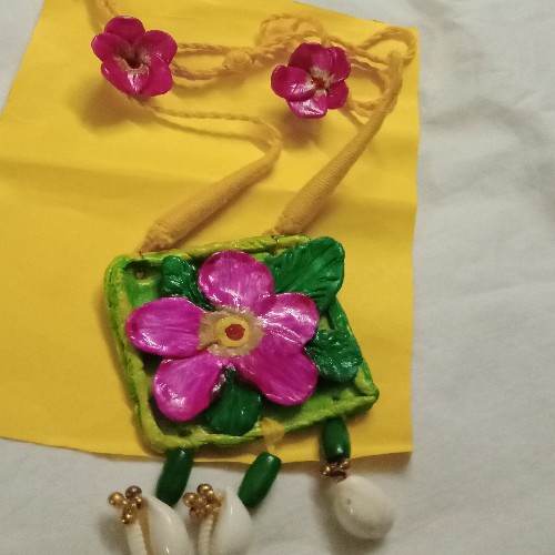 Periwinkle Flower Pendant Set