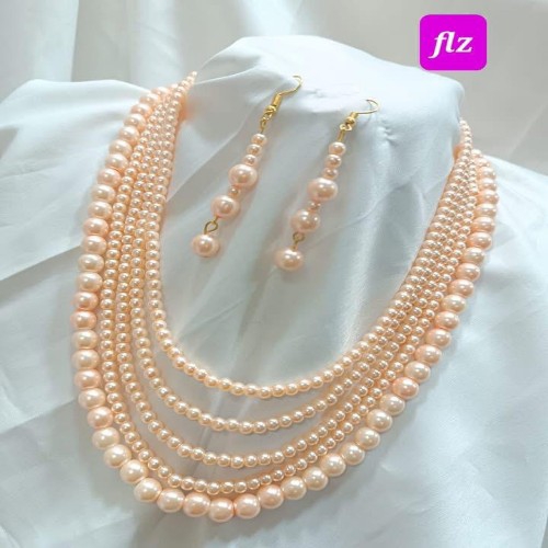 Pearl Necklace