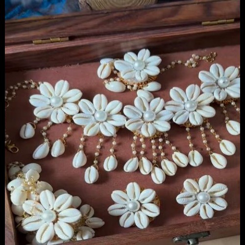 Necklace Set