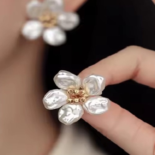 Tops, Earrings