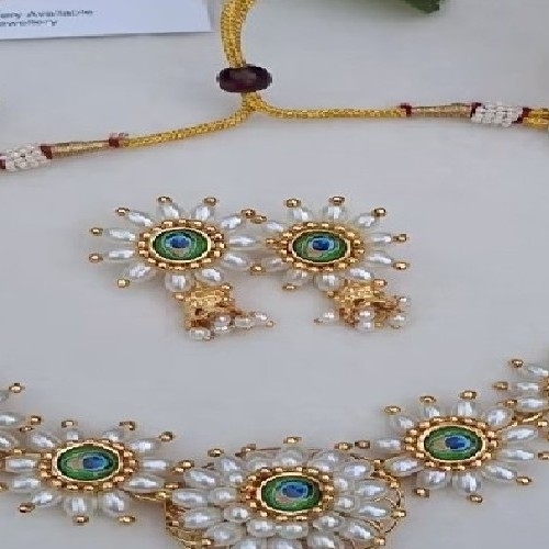 Moti Chokher