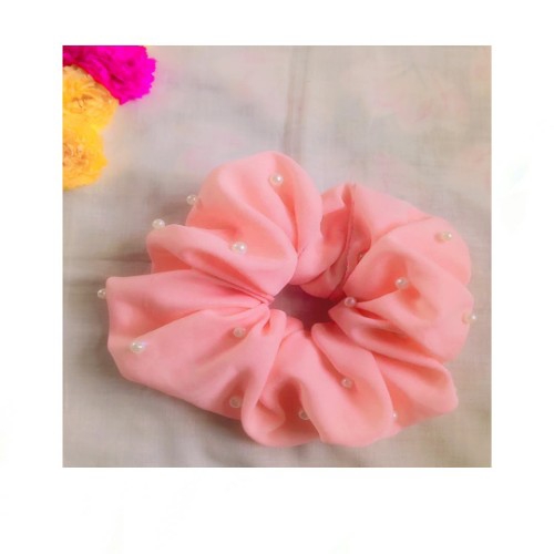 Pearl Scrunchie