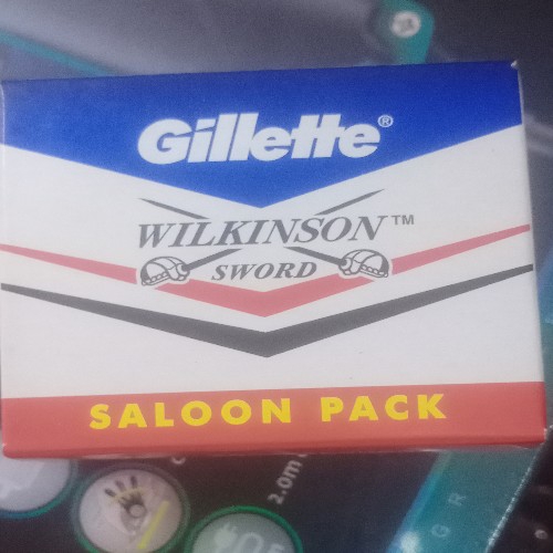 Gillette Saloon Pack