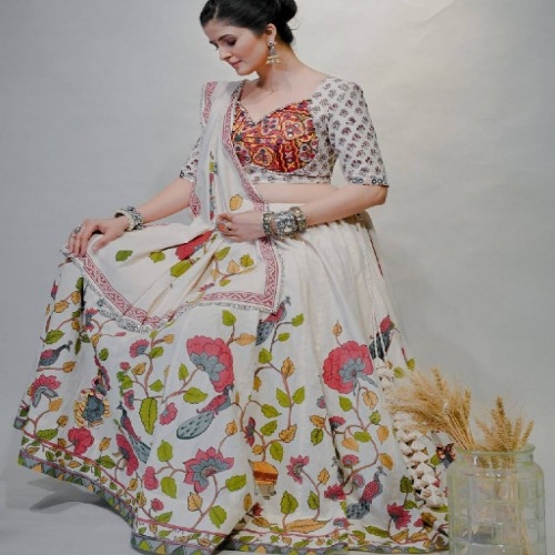 Lengha& Choli