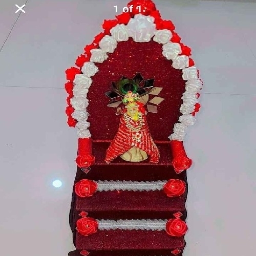 Singhasan Showpiece