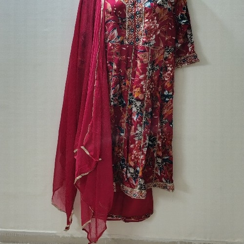 Suit With Dupatta
